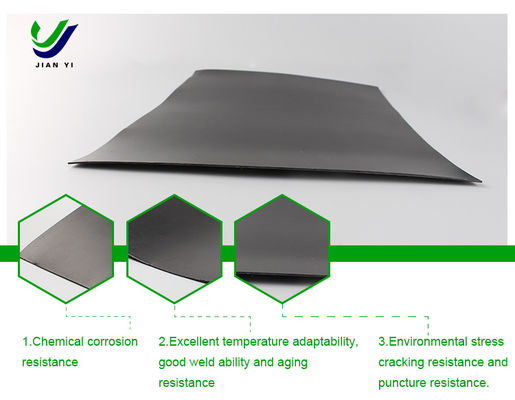 화학 저항성 HDPE 평평한 지오 엠브라인 2.0~3.0% 탄소 흑색 함량