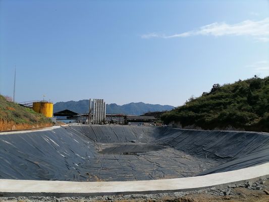 힐링 관리 솔루션 HDPE 뛰어난 화학 저항성과 고온 저항성을 가진 부드러운 지오 엠브란