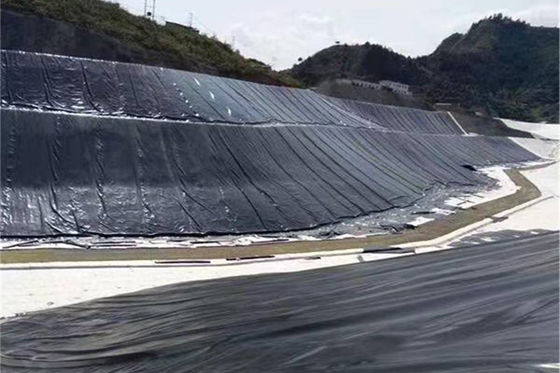 우수한 유체 장벽 및 장기 보호 HDPE 지질막